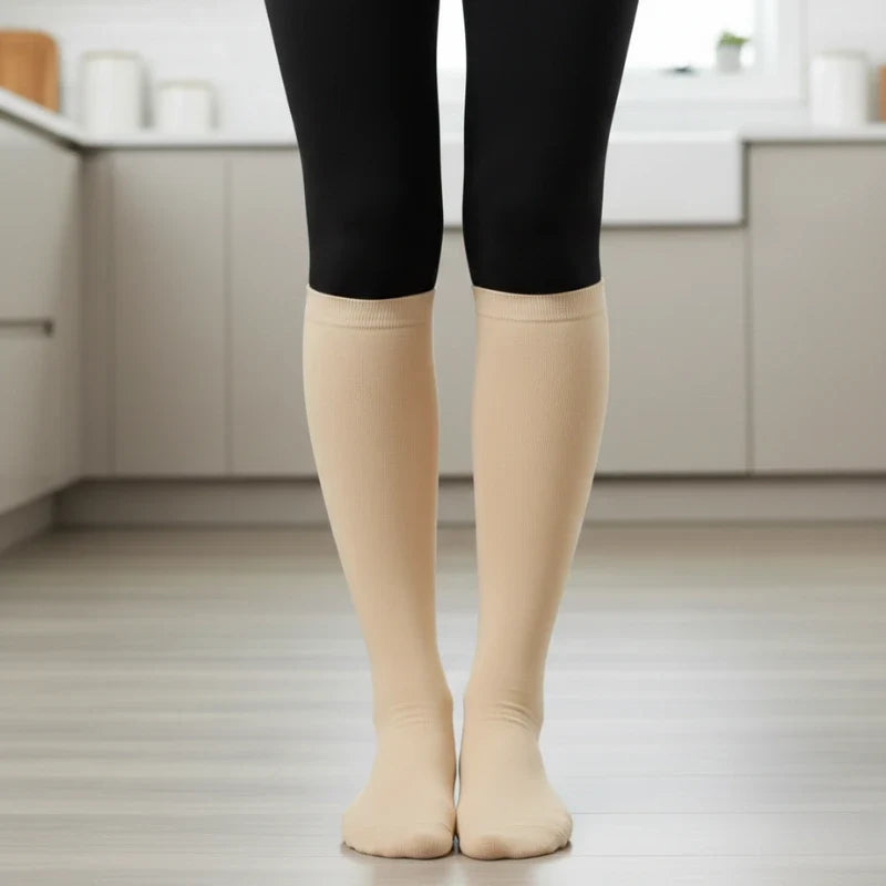 Dotted Knee Socks · 4-pack