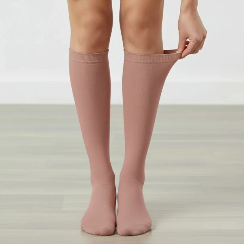 Dotted Knee Socks · 4-pack