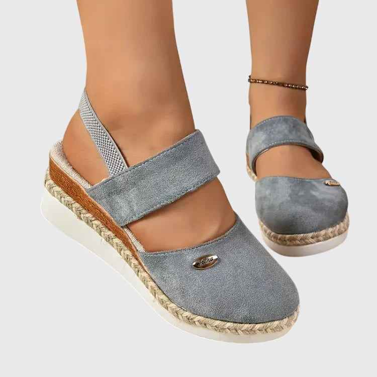 Freya cushioned wide-base sandals in grey