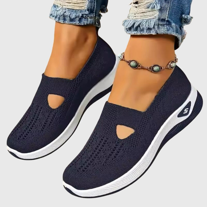 Vera breathable slip-on shoes in navy blue